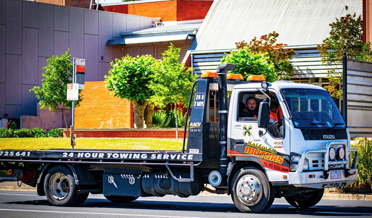 Halfway Motors Breakdown & Tow Truck